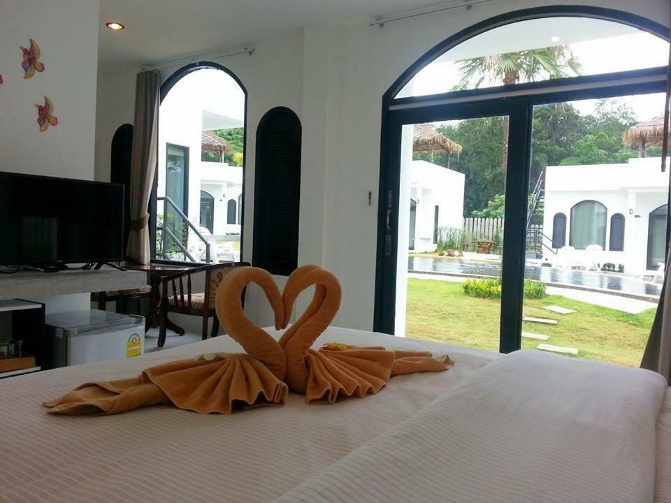 Chalaroste Lanta The Private Resort Koh Lanta Exterior photo